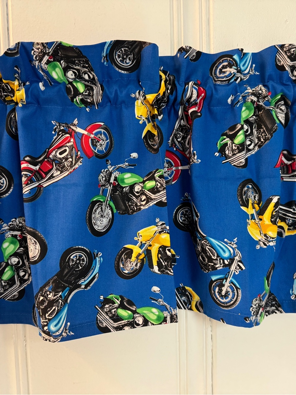 Motorcycle window valance curtain